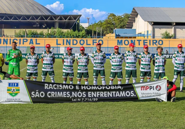 Time do Altos para o jogo contra o CSA