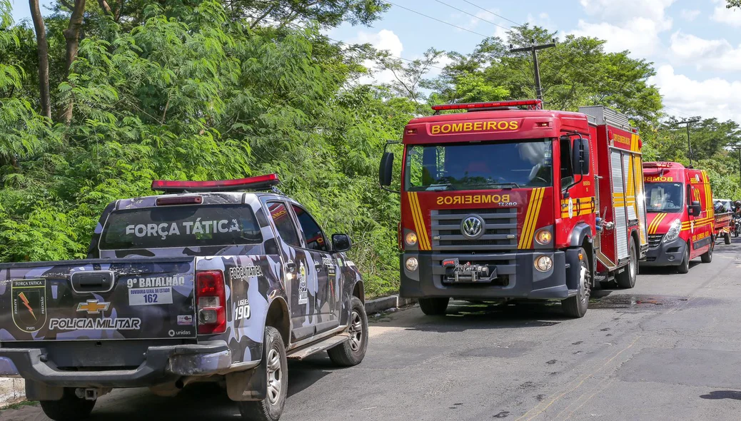 Viatura da Polícia Militar e Corpo de Bombeiros estiveram no local