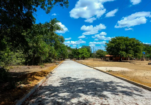 7.000 metros quadrados de calçamento