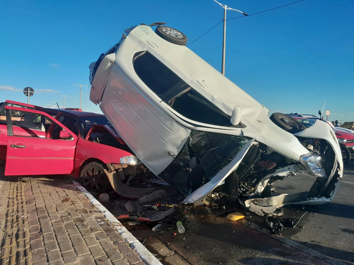 Acidente aconteceu na tarde desta sexta-feira em Teresina