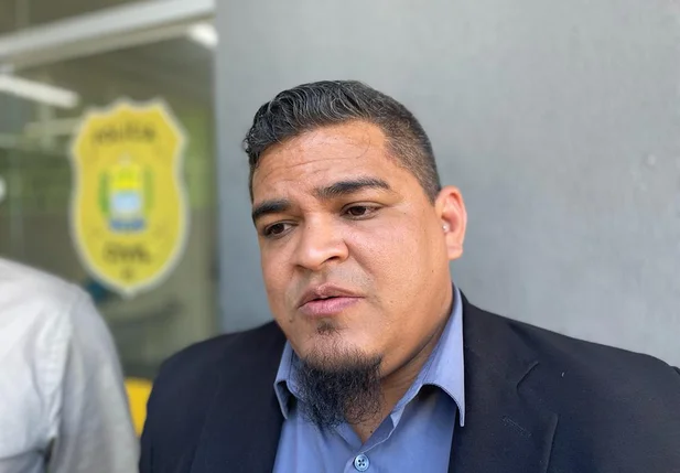 Advogado Smailly Carvalho