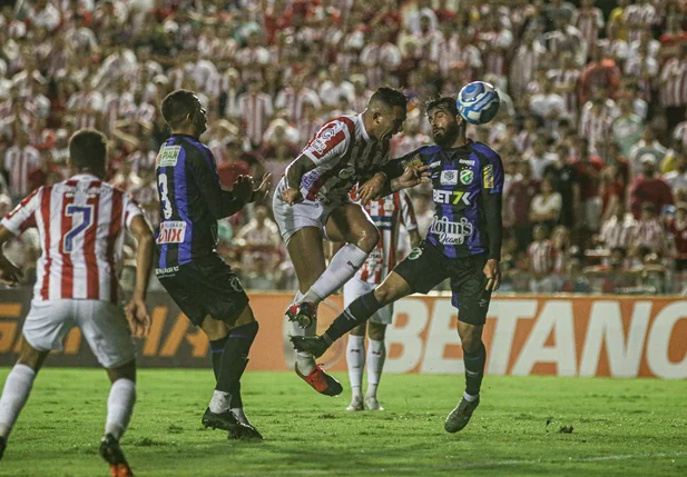 Altos sofre derrota por 1 a 0 contra o Naútico na Série C