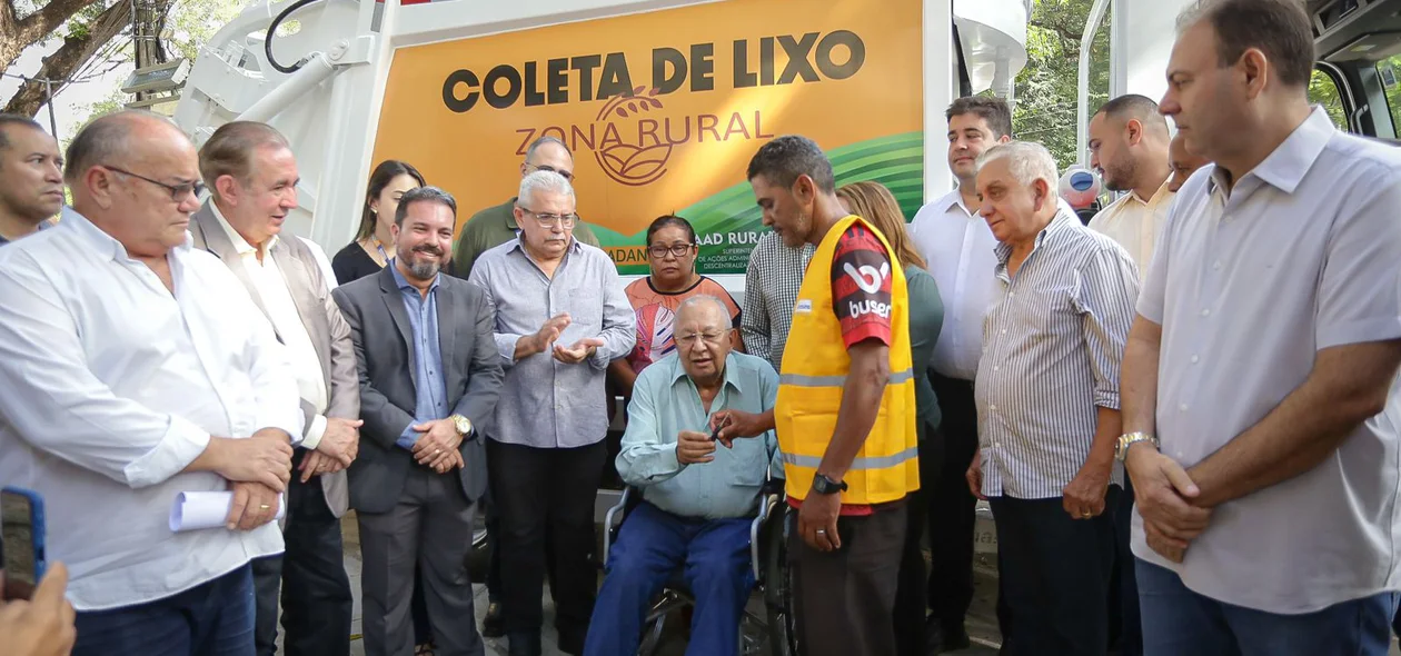 Apoiadores participaram da solenidade na sede da PMT