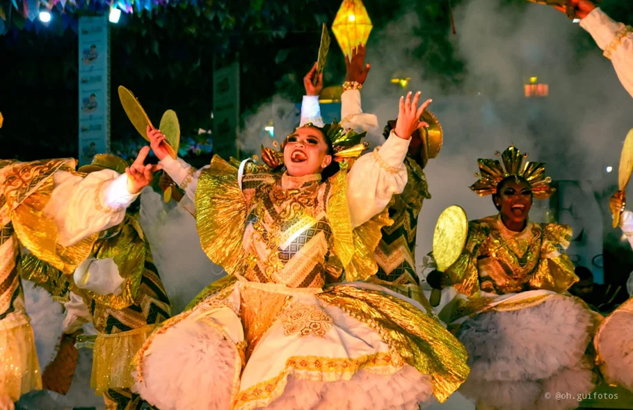 Apresentação cultural no Nordestão de quadrilhas juninas