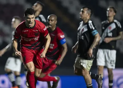 Athletico venceu o Vasco por 2 a 0 em São Januário