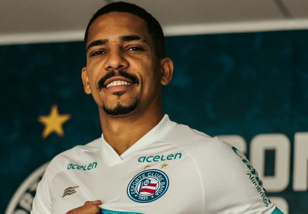 Bahia oficializa a contratação do lateral Gilberto, ex-Benfica