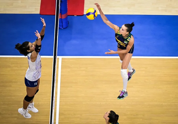 Brasil venceu a Tailândia por 3 sets a 0