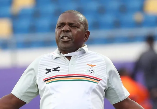 Bruce Mwape é investigado por dormir com jogadoras