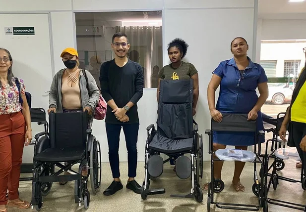 Cadeiras de rodas e de banhos