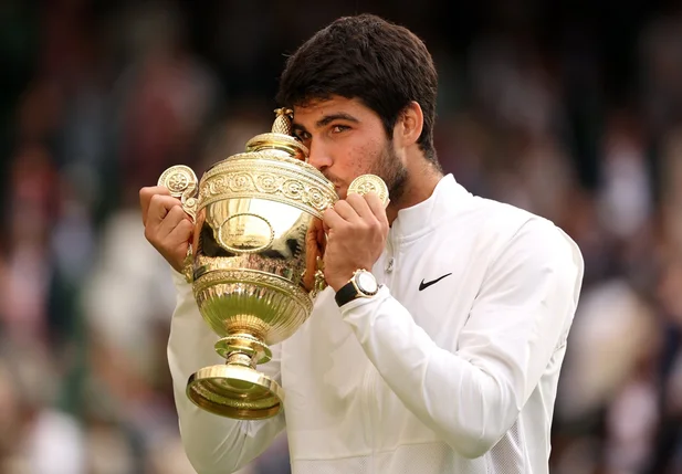 Carlos Alcaraz vence o Torneio de Wimbledon