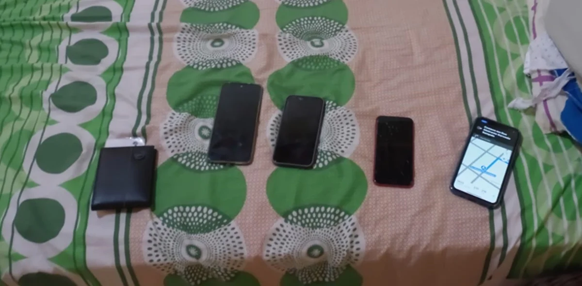Celulares apreendidos durante a ação policial