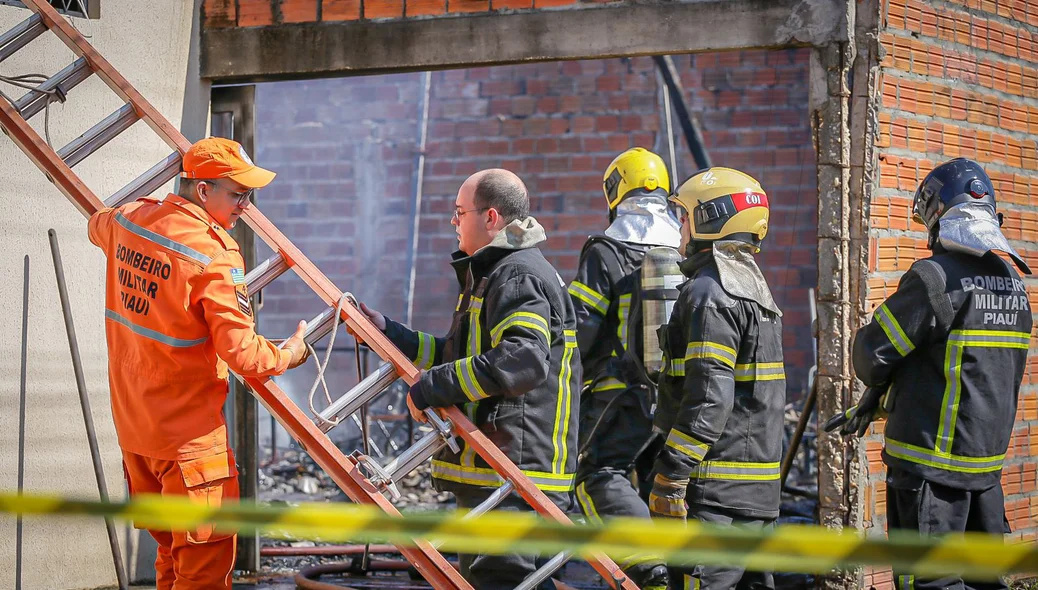Corpo de Bombeiros do Piauí ajudou a combater as chamas