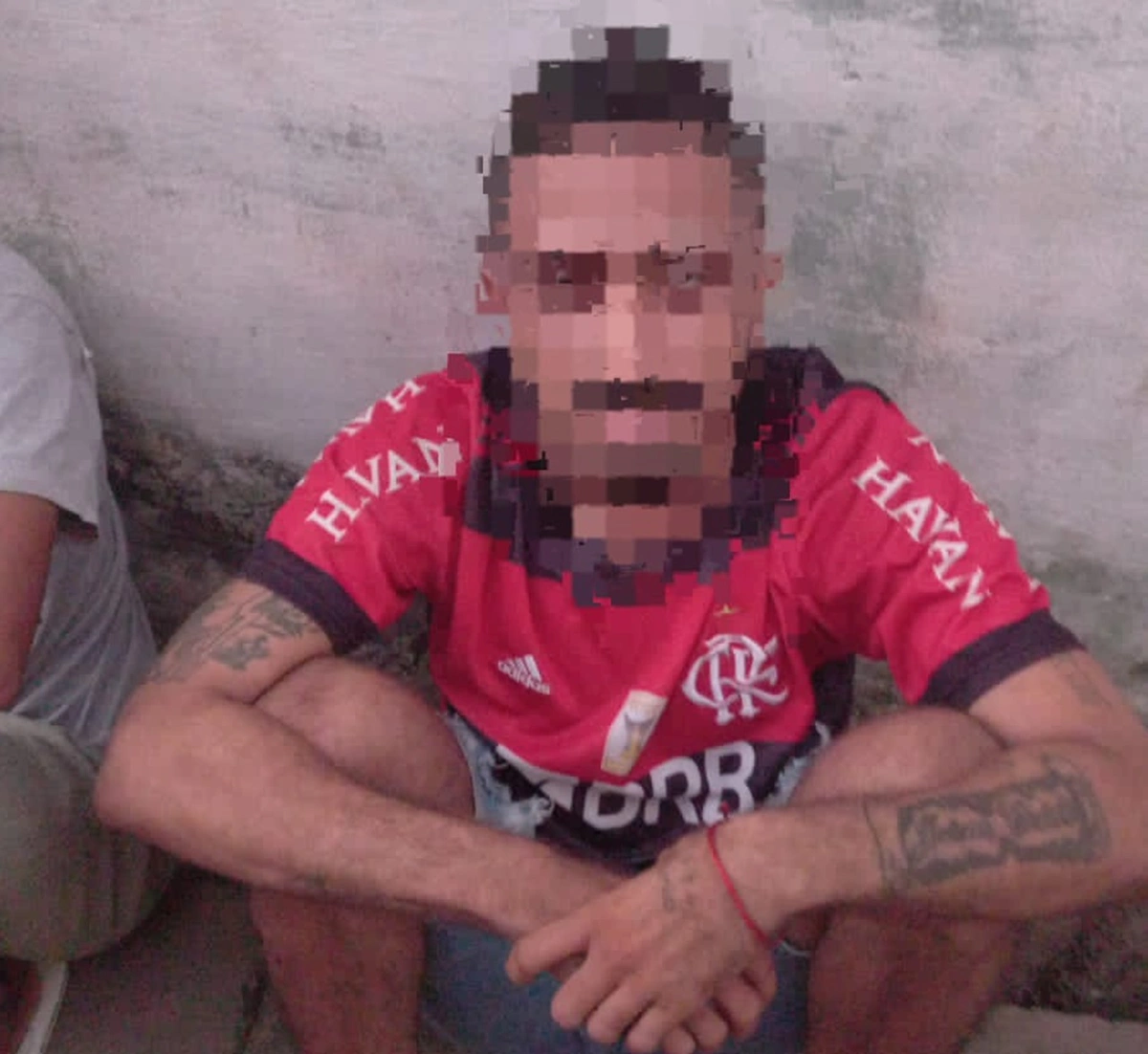 Criminoso de iniciais G. A. S. preso pelos policiais do 8º Batalhão de Polícia Militar