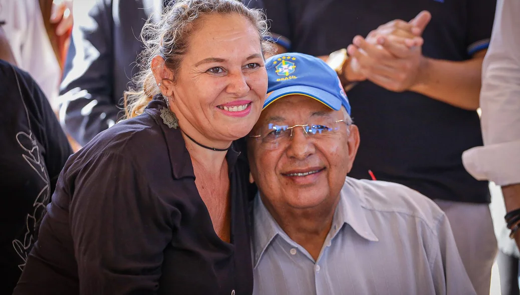 Dr. Pessoa com moradora