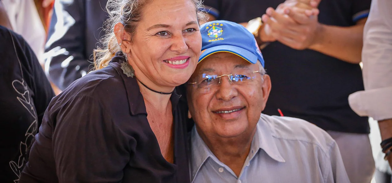 Dr. Pessoa com moradora