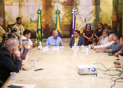 Dr. Pessoa em solenidade no Salão Nobre