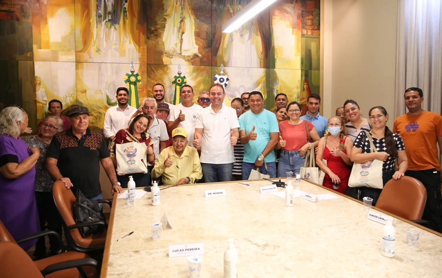 Dr. Pessoa recebe moradores do bairro Cristo Rei em mais uma edição do “Café com o Prefeito”