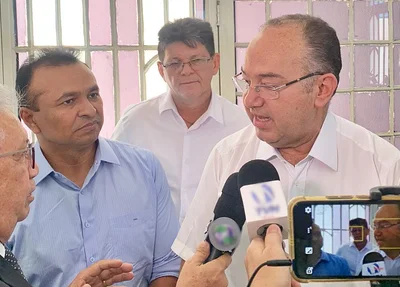 Fábio Abreu e pastor Everaldo
