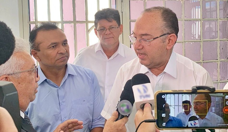 Fábio Abreu e pastor Everaldo
