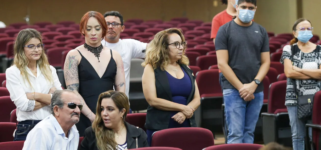 Familiares e amigos se reuniram na sede da OAB-PI
