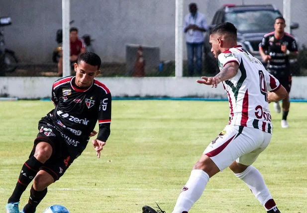 Ferroviário vence Fluminense-PI dentro da Arena do Guerreiro