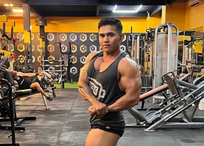 Fisiculturista Justyn Vicky