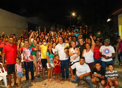 Franzé Silva recebe adesão de Marina Moura