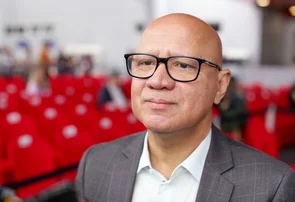 Presidente Franzé Silva paga aumento salarial dos servidores da Alepi