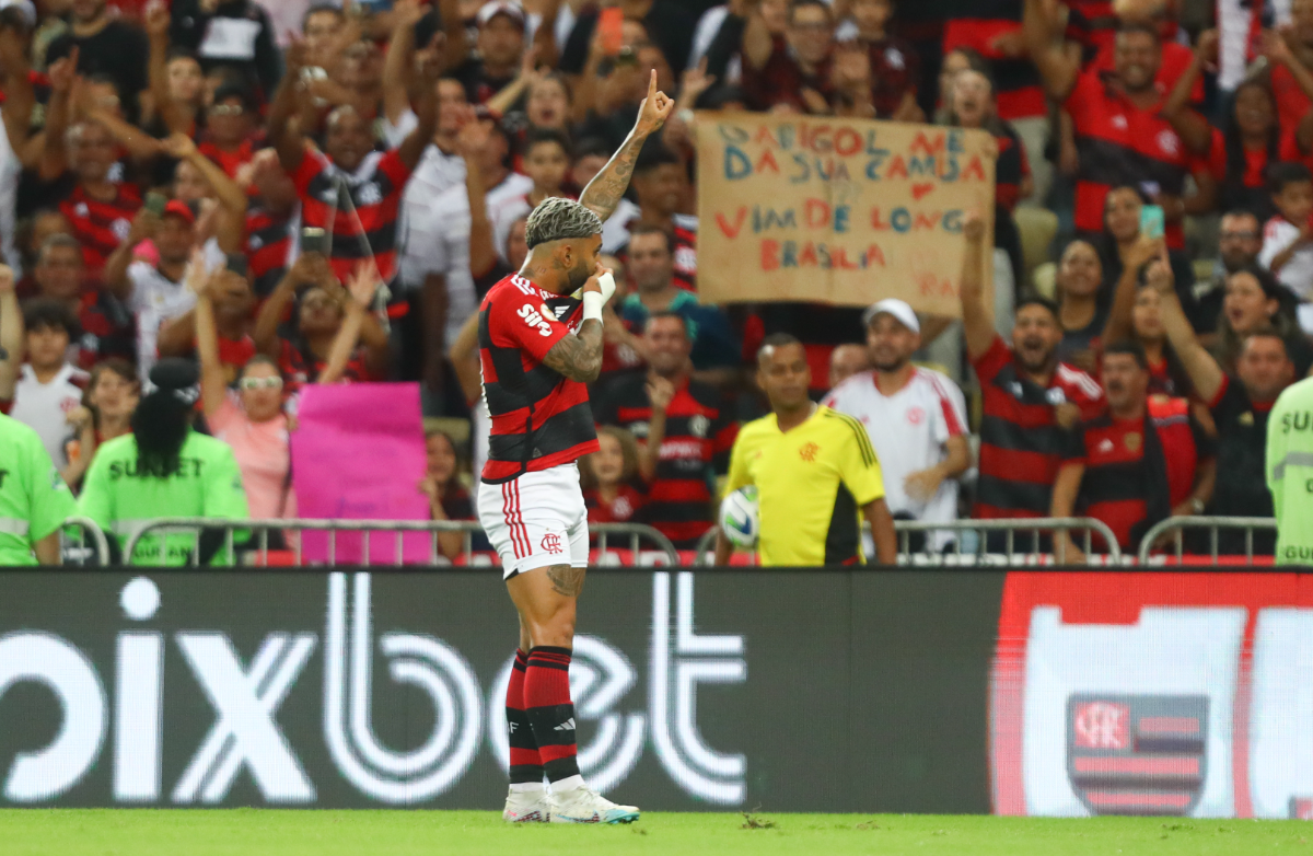 Gabigol marcou seu gol número 150 com a camisa do Flamengo