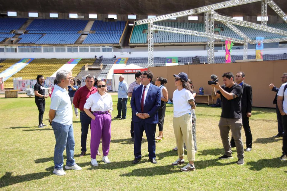 Governador Rafaek Fonteles em visita a estrutura do Piauí Pop