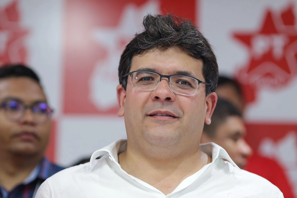 Governador Rafael Fonteles acompanhou filiações em Seminário do PT