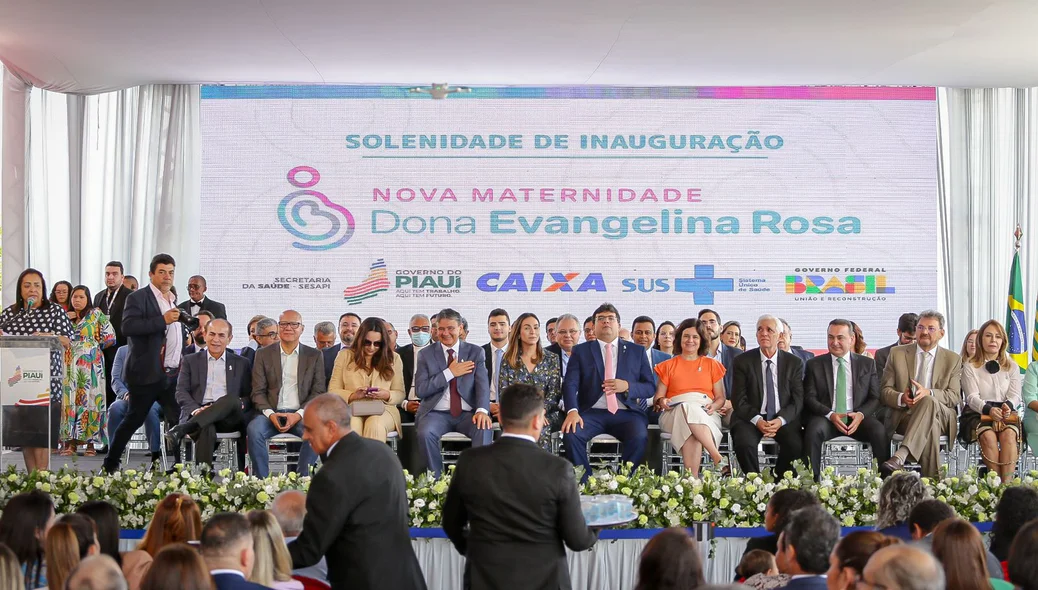 Inauguração da nova maternidade de Teresina