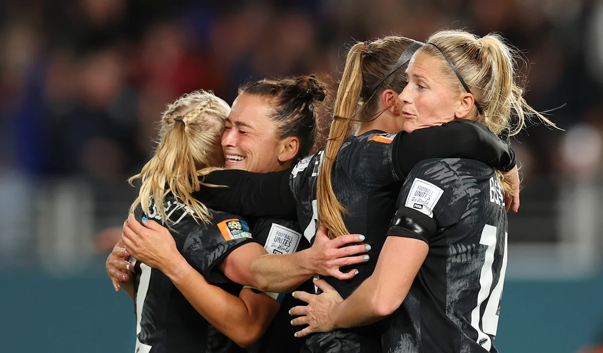 Jogo de abertura da Copa do Mundo Feminina é o maior público da história do  futebol na Nova Zelândia