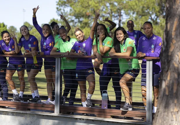 Jogadoras da seleção participam de atividades de recuperação