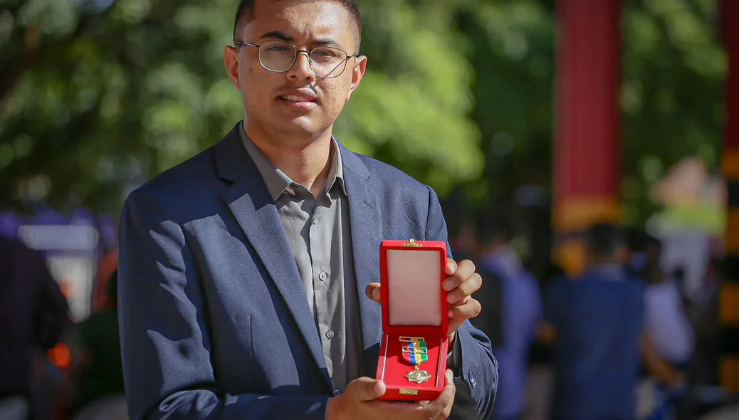 Jornalista Fábio Wellington foi um dos homenageados