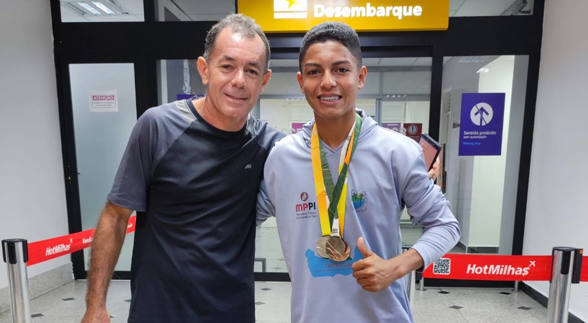 Jovem canoísta piauiense João Pedro Alves da Silva