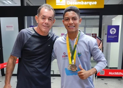 Jovem canoísta piauiense João Pedro Alves da Silva