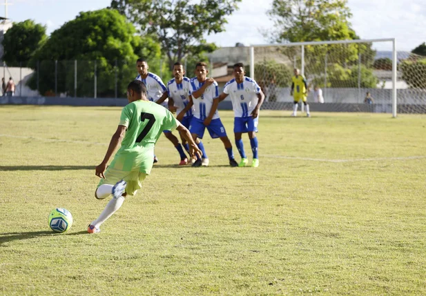 Julio Borges contra Curimatá na Supercopa APPM