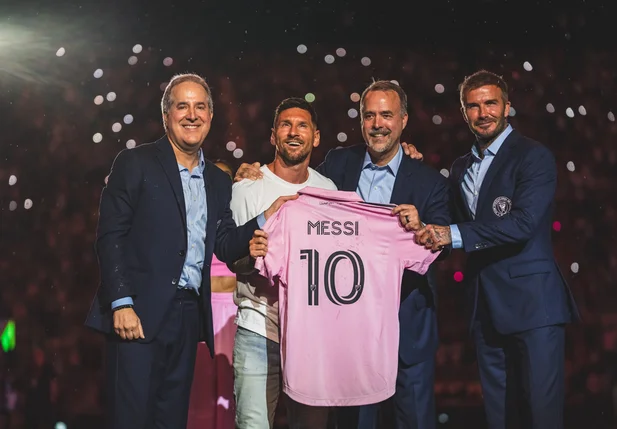 Lionel Messi é apresentado oficialmente pelo Inter Miami