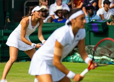 Luisa Stefani e Caroline Garcia avançam às quartas de Wimbledon