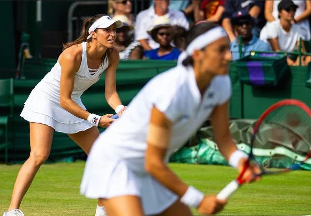 Luisa Stefani e Caroline Garcia avançam às quartas de Wimbledon