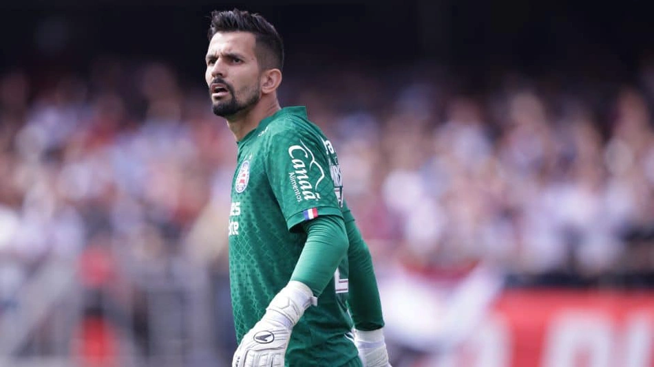Marcos Felipe teve uma manhã de muito trabalho no Morumbi