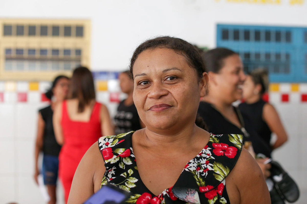 Maria dos Reis, parceira antiga da escola, colocou sua filha de seis anos no Projeto Superação