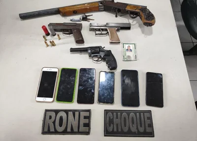 Material apreendido pelos policiais
