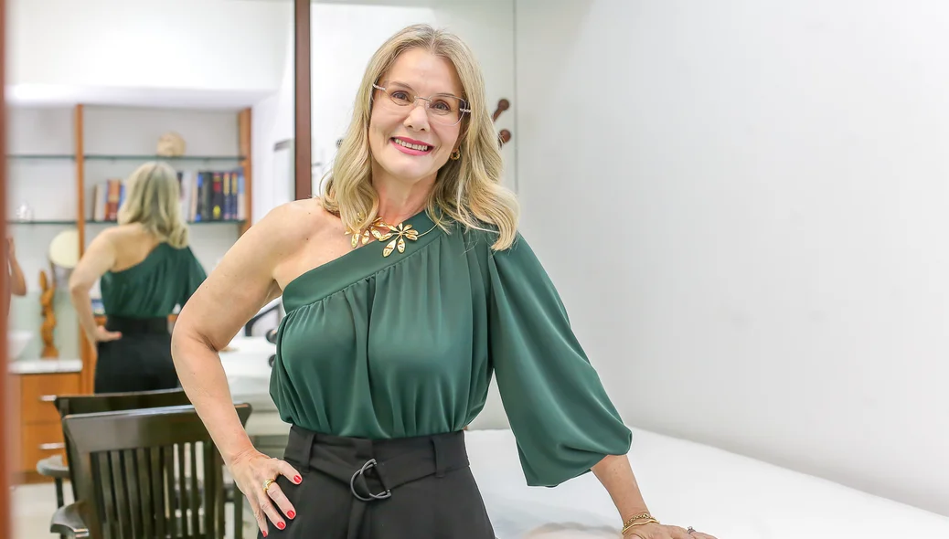 Médica Ana Tecla  é especialista em nutrologia, emagrecimento e longevidade
