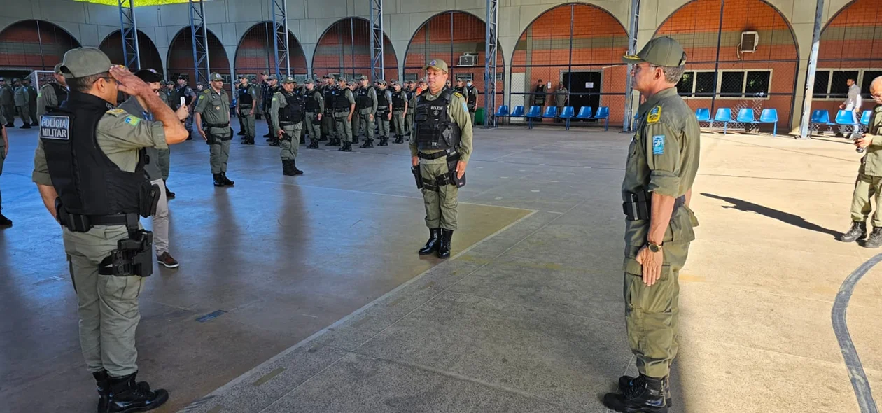 Momento da troca de comando