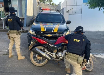 Motocicleta adulterada é apreendida pela PRF em Nazaré do Piauí