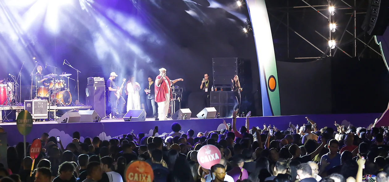 Noite de sábado no Piauí Pop em Teresina
