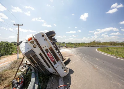 O acidente aconteceu no Rodoanel de Teresina, na região da Usina Santana, zona sudeste da Capital