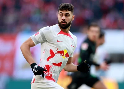 O Manchester City, acertou a contratação do zagueiro Gvardiol, de 21 anos, que atuava pelo RB Leipzing
